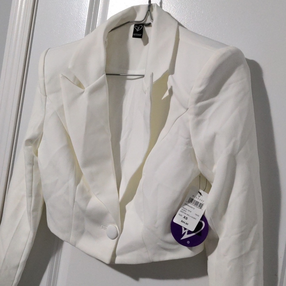 NWT Windsor cropped blazer - Picture 3 of 4